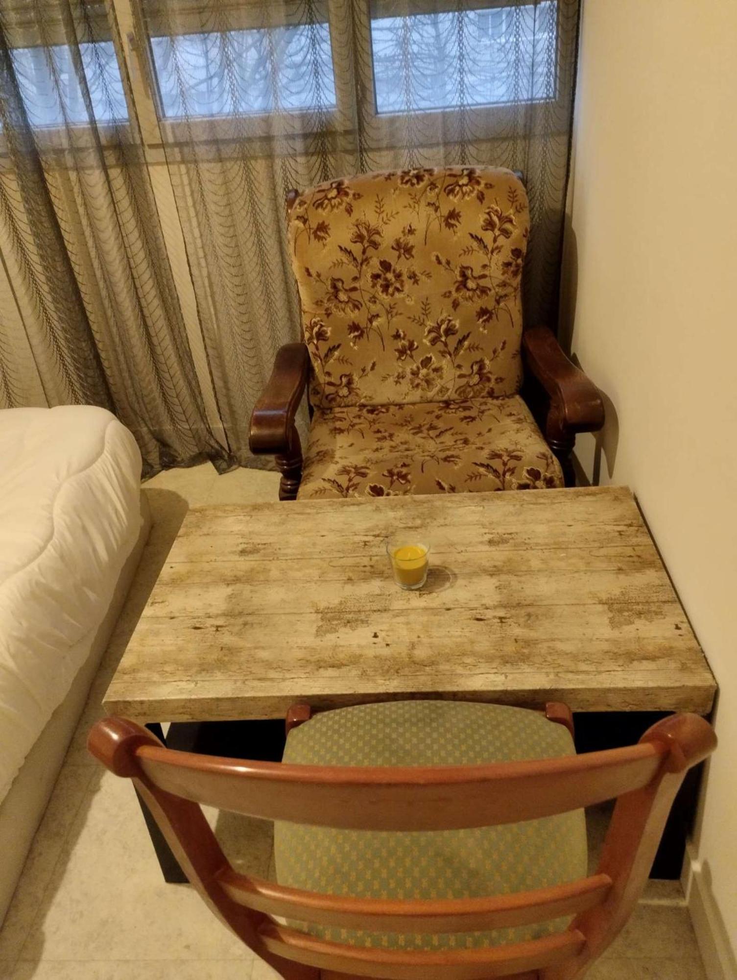 Quarto em Acomodações Particulares Cozy En Clichy, Pres De Paris Clichy